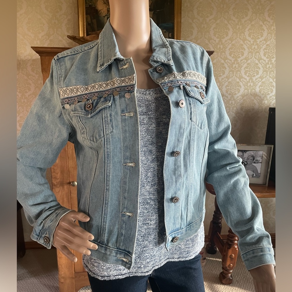 Jean jacket with embellishments
